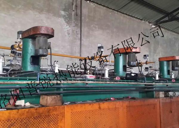 河北邯鄲退火爐燃?xì)飧脑? />
                    </p>
                    <p class=